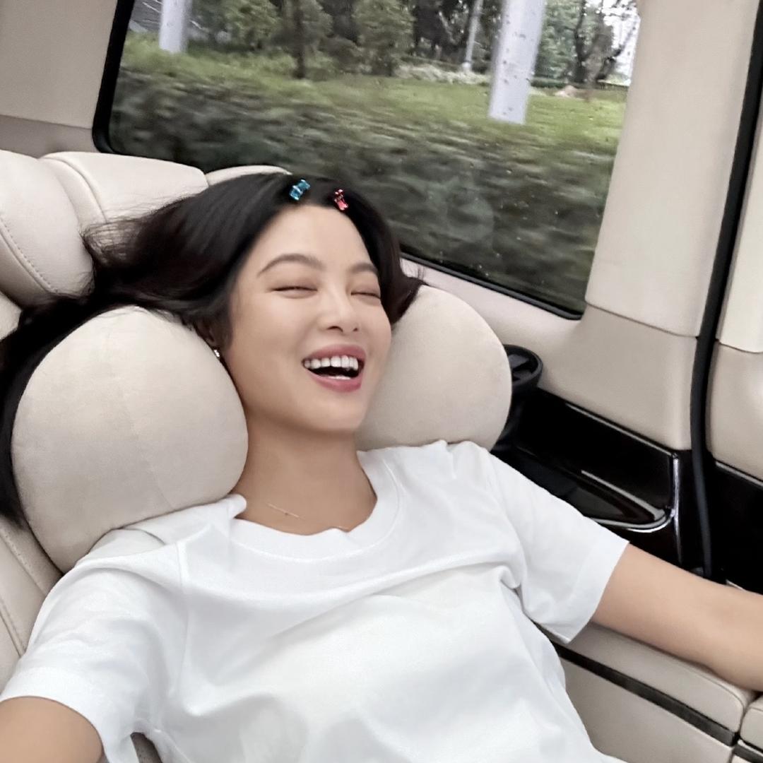 JIA.