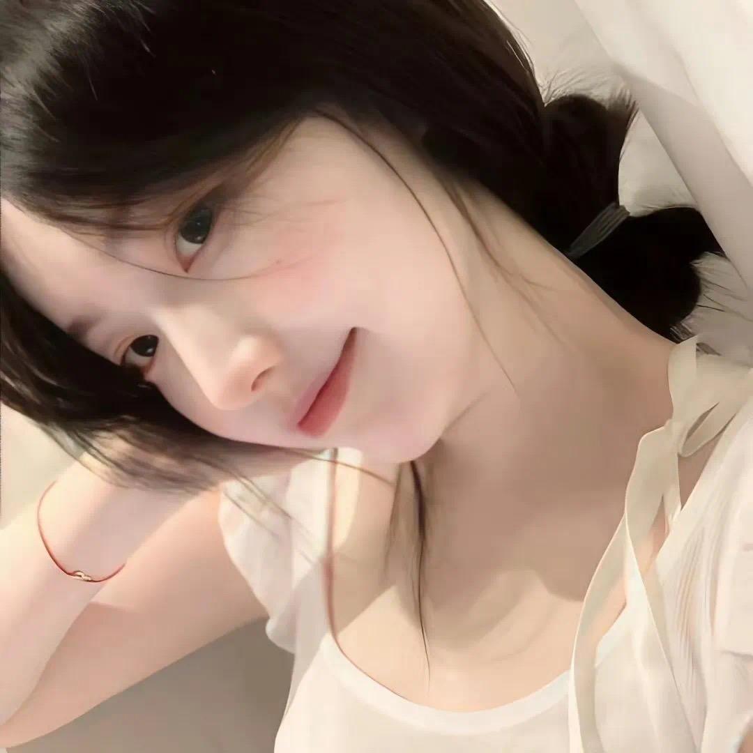 安安.