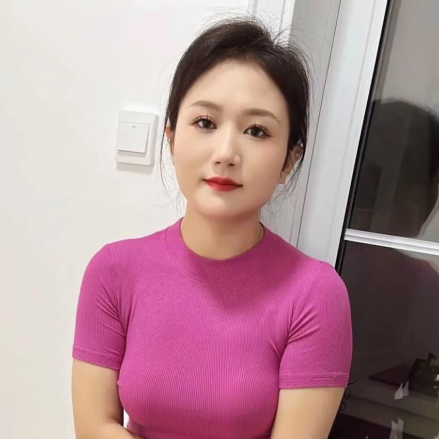 依美人服饰.