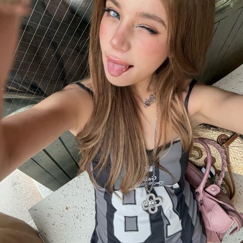 伊nola
