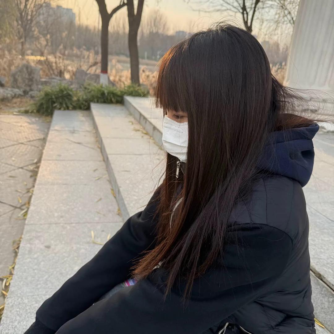 点点.