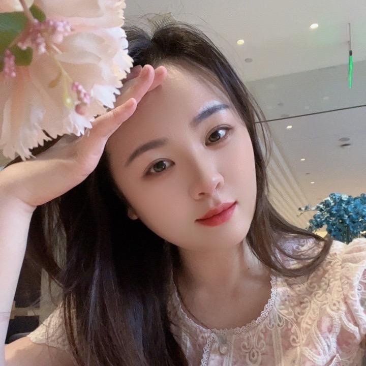 李秋妍(韬光养晦)