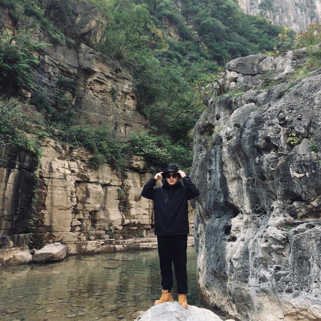 张奥