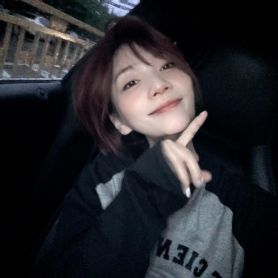 李李🎀