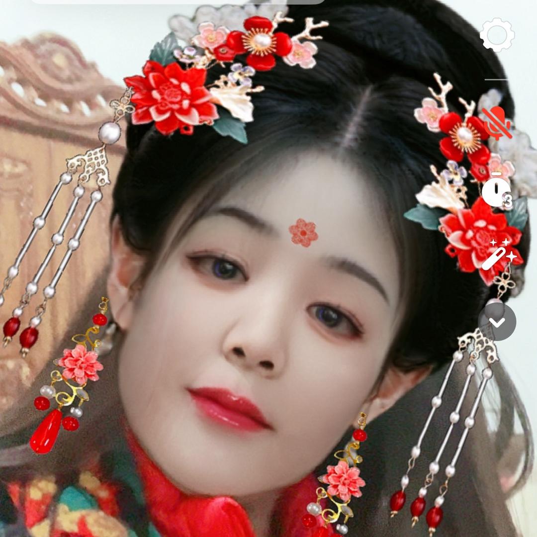 广场姐上午10点30分直播，橱窗带货