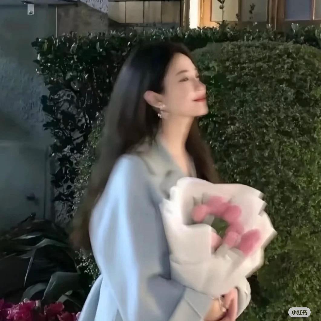 虫虫每天穿什么