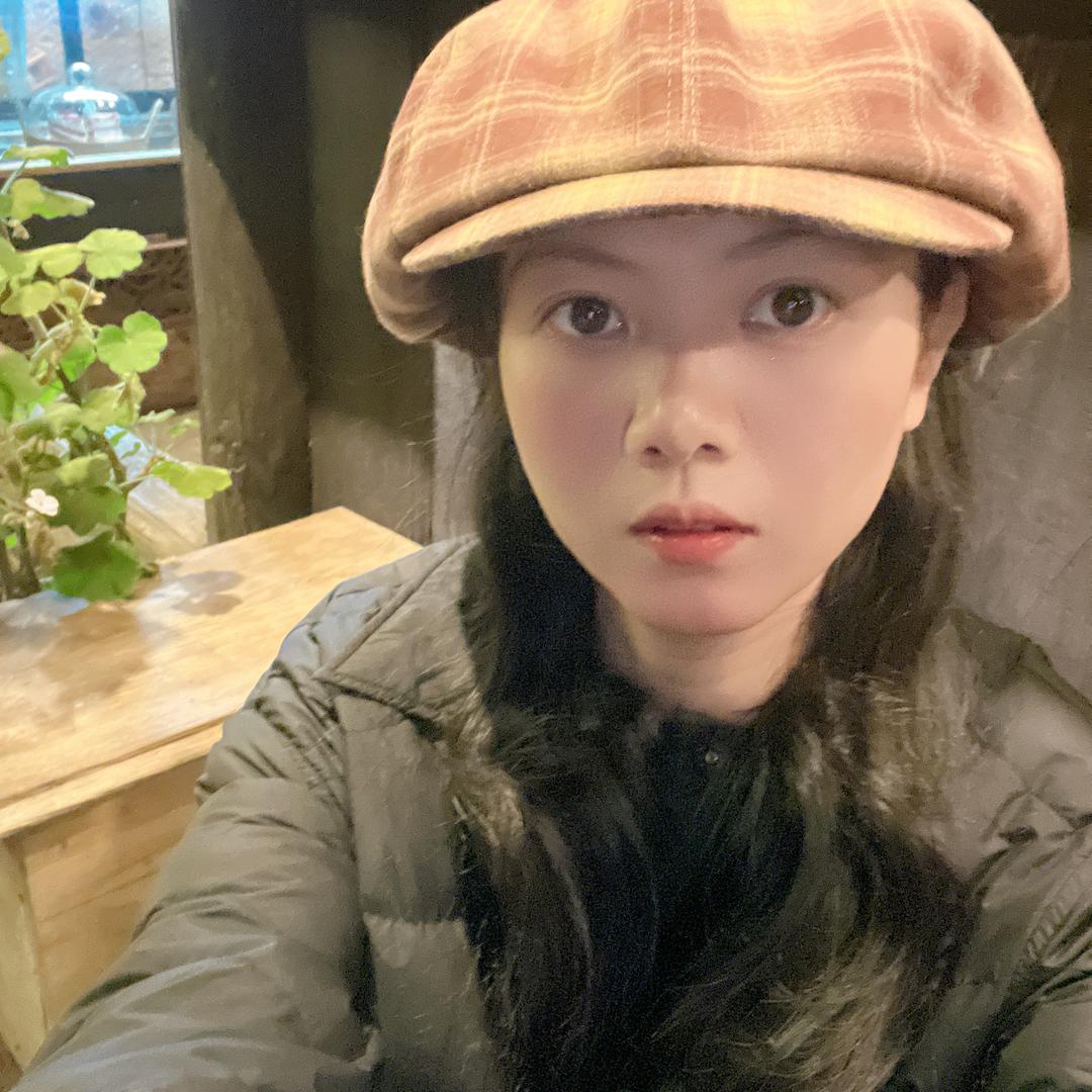 徐彩虹