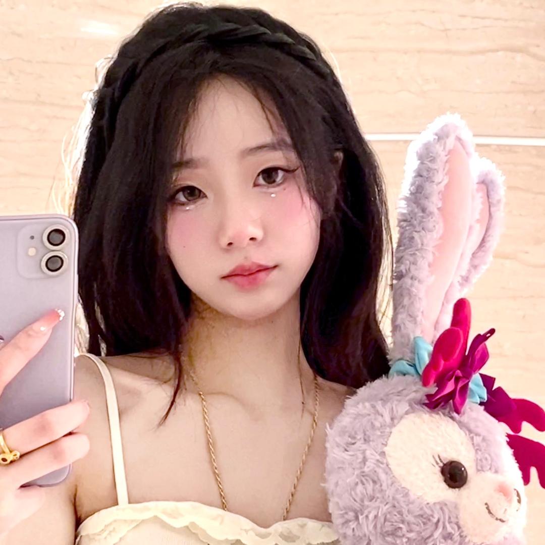 芙芙芹菜