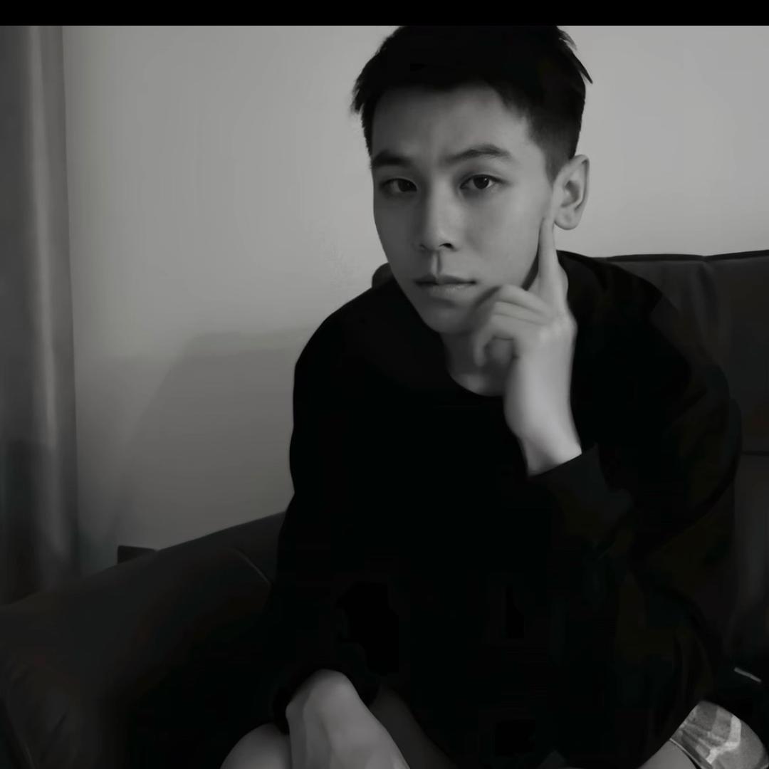 卖火柴的小男孩