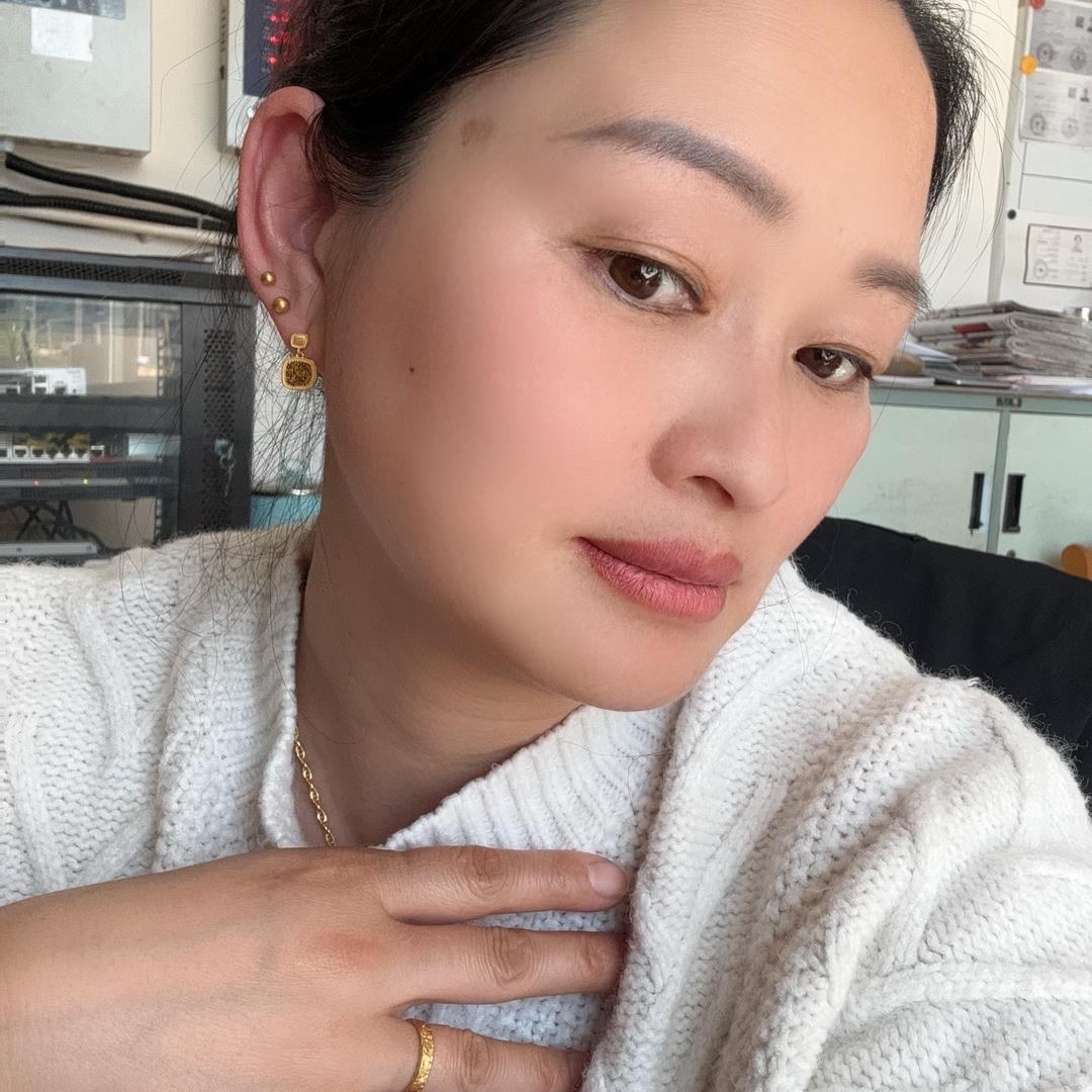 廖家三小姐:)拒绝连赞:)