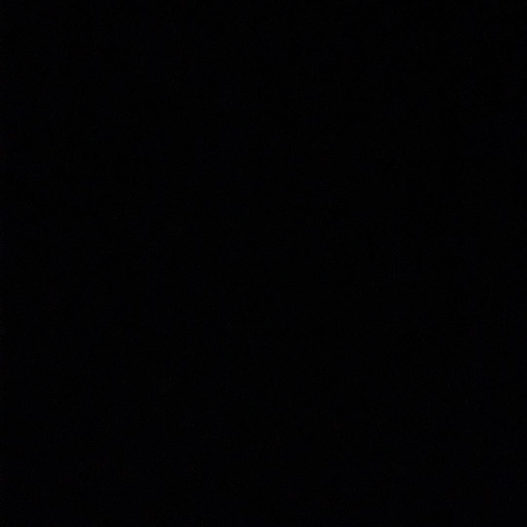 吃饭偷偷放个屁