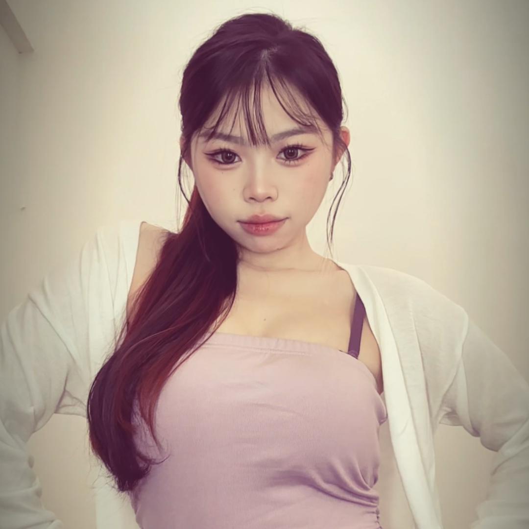 舞媚娘🇲🇾15.12🎂