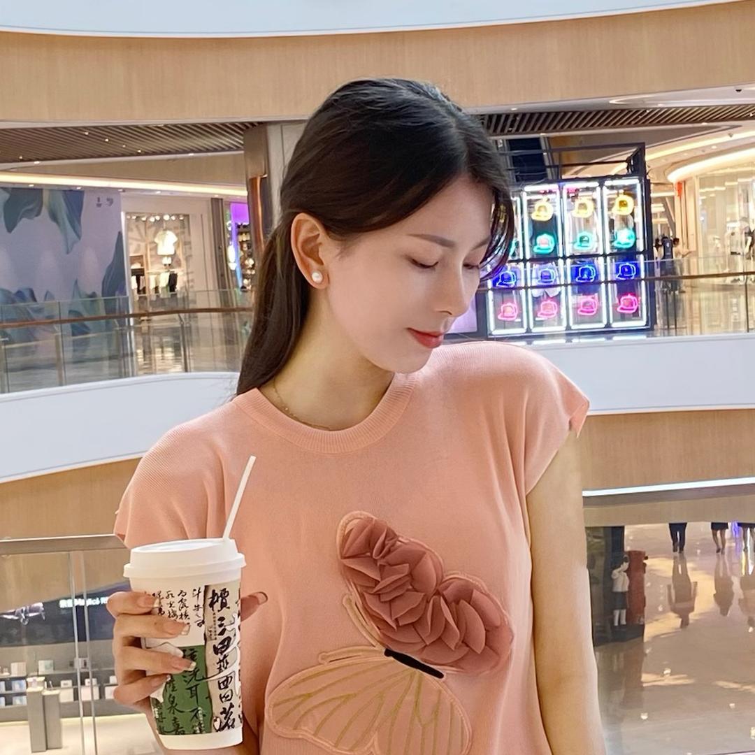 美树家绘绘(艾美莉服饰)