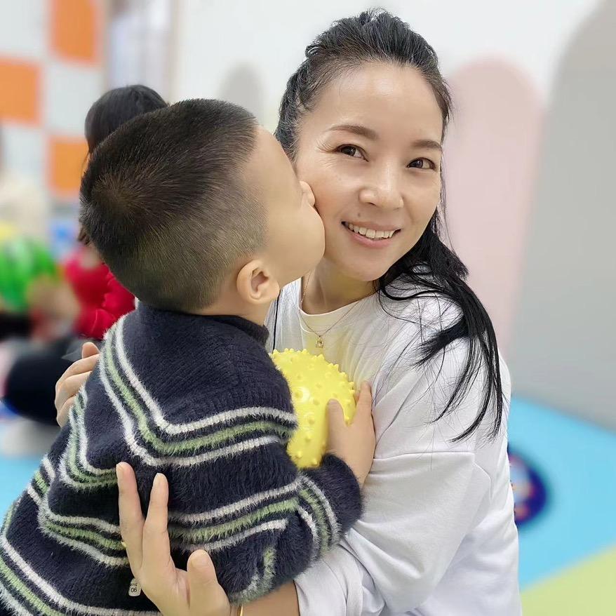 瑞雪-育儿女性成长