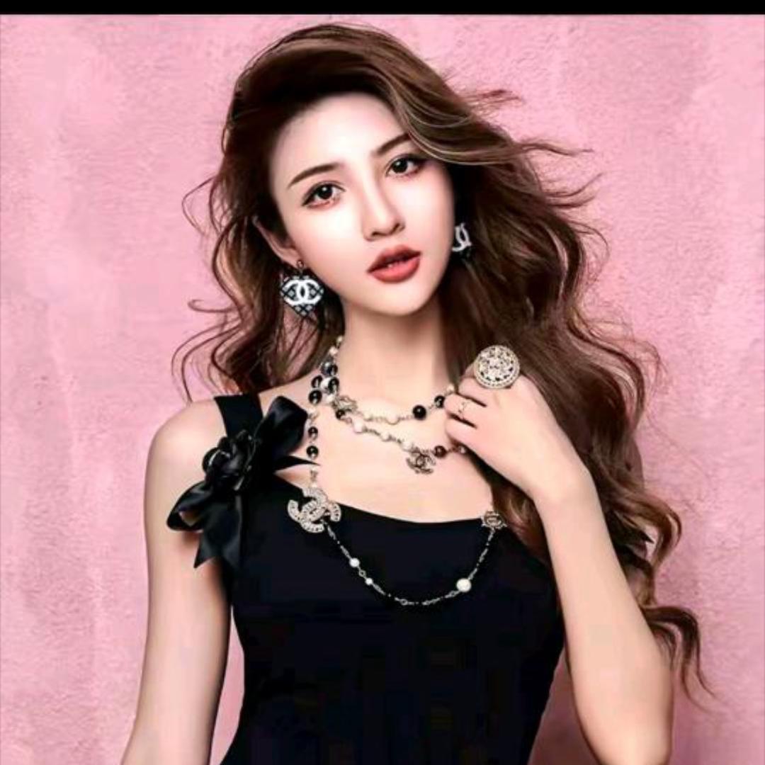 丫头baby （直播💕爆款👇）