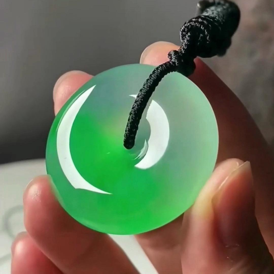 爱思翡翠珠宝