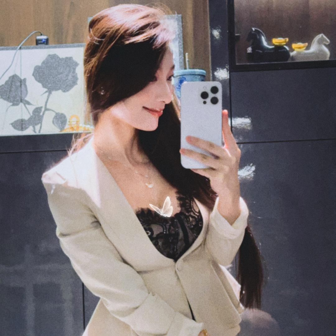 罗女士