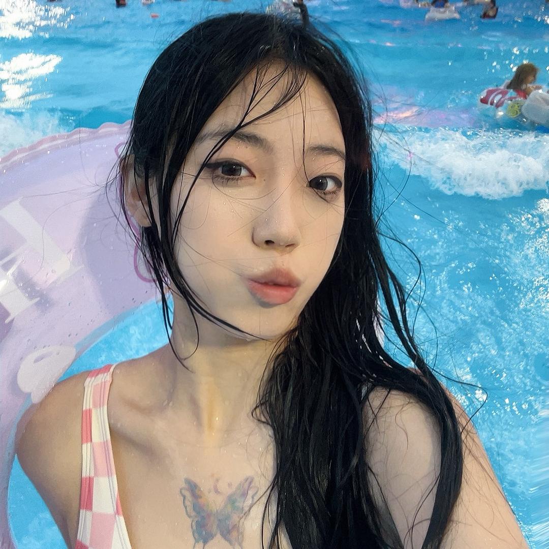 铖
