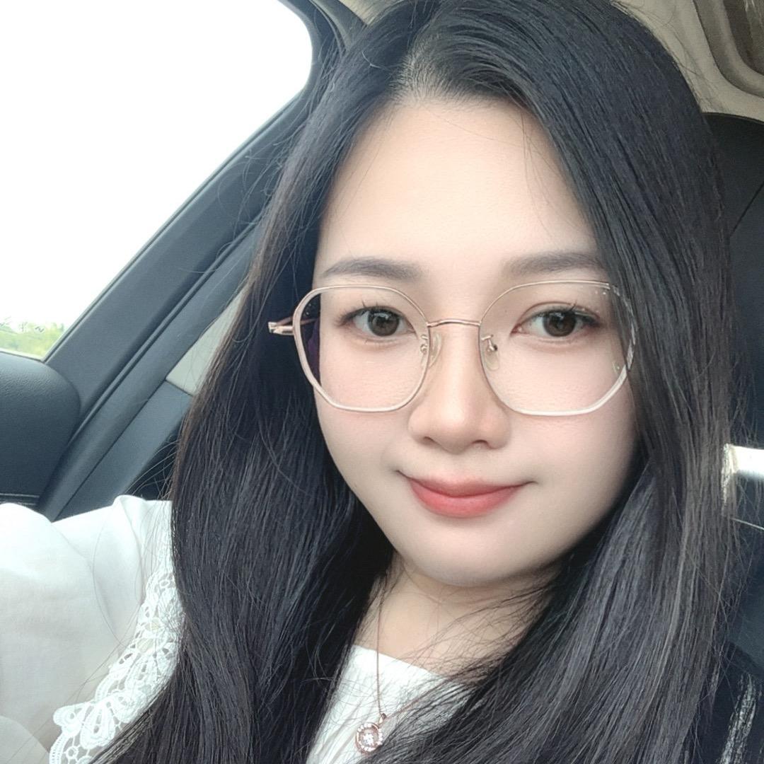 是一朵云呀☁️