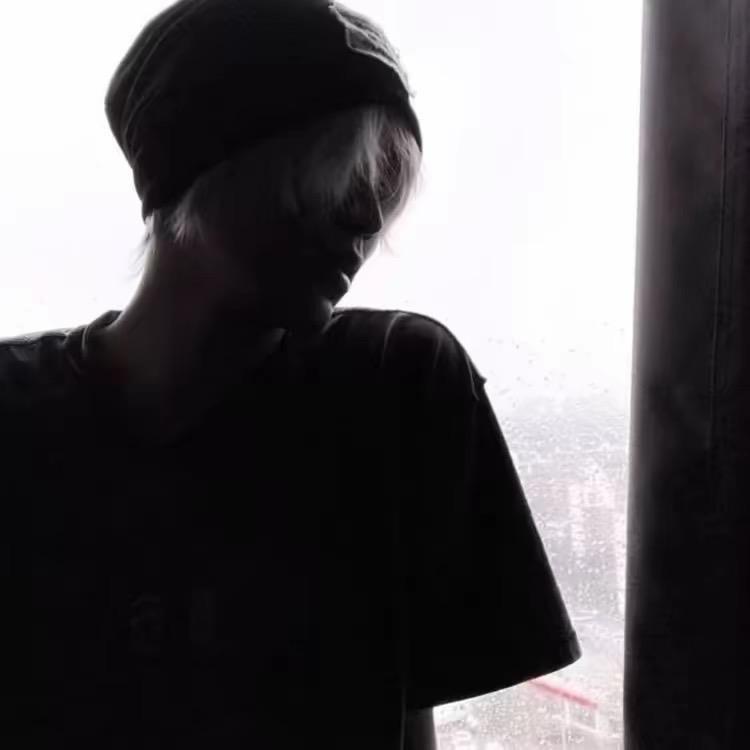 千珏（百评2w镜）