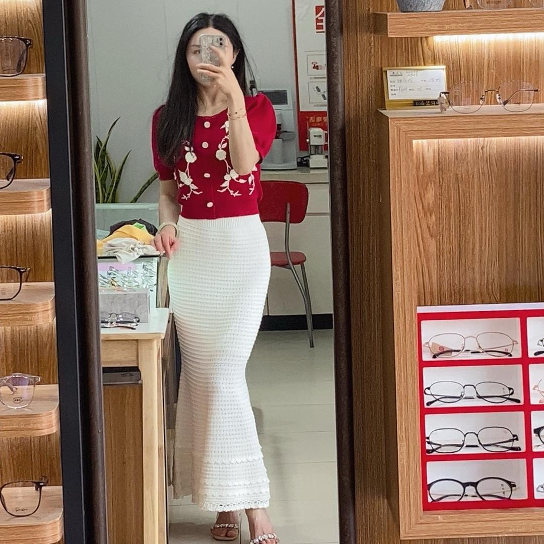 爱吃蓝莓月饼的小仙女