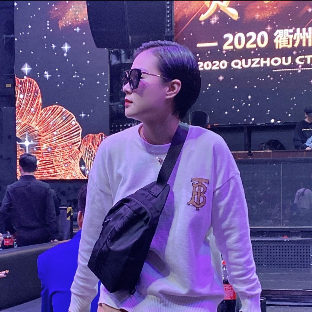 ET酒吧❤️宝爷