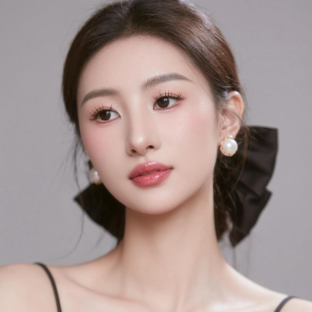 思⁶⁶⁶₆₆₆⁶⁶