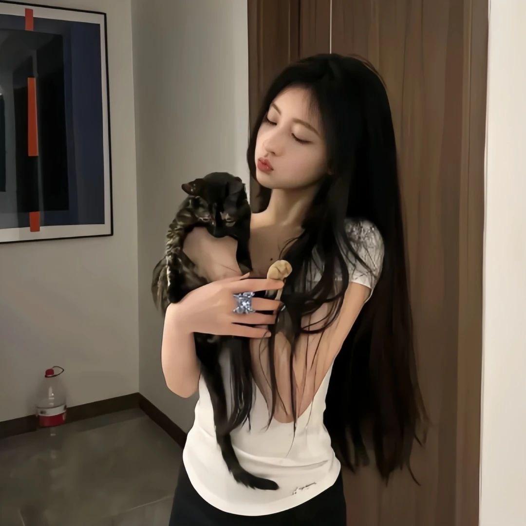 皮蛋瘦肉周女士
