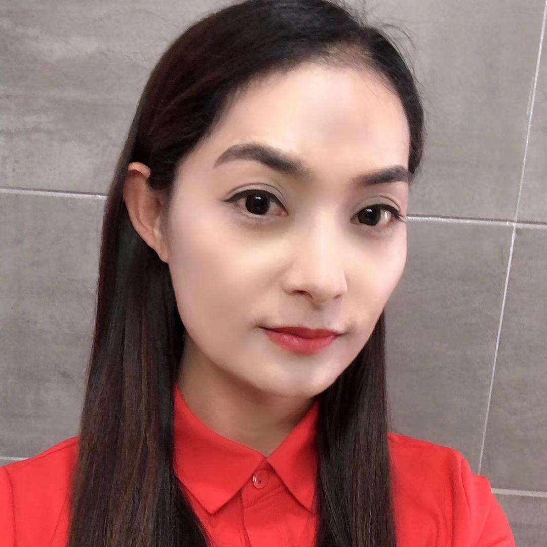 红衣大姐李木子