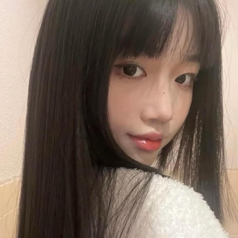 又穿了一次格子裙