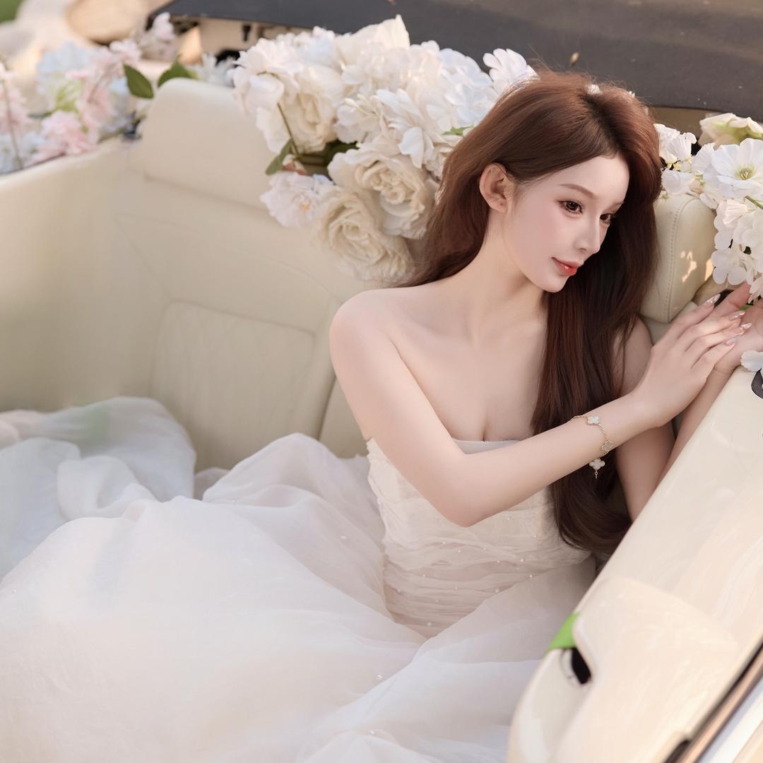 颜禾晶晶（搞事业版）