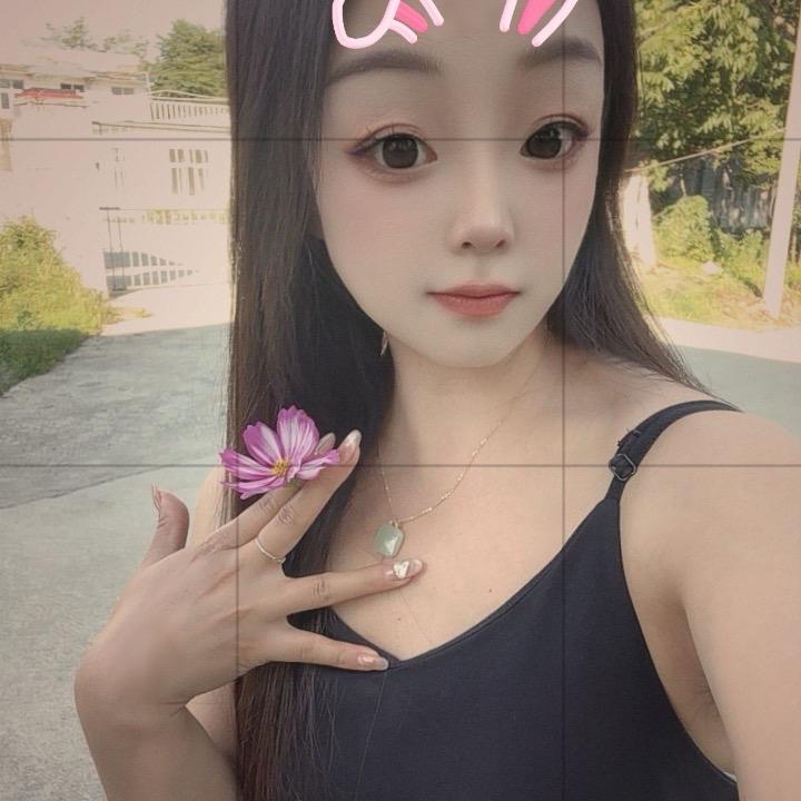 @꧁༺๑娜娜๑༻꧂