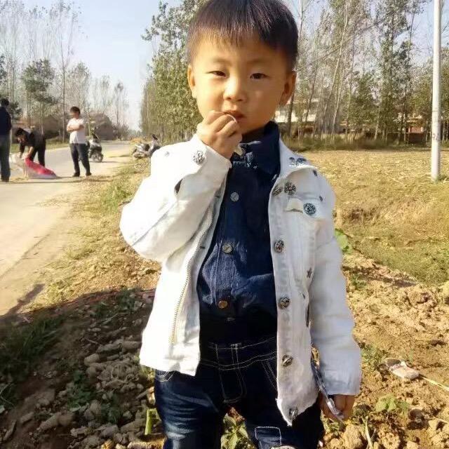 开心宝贝童装优选