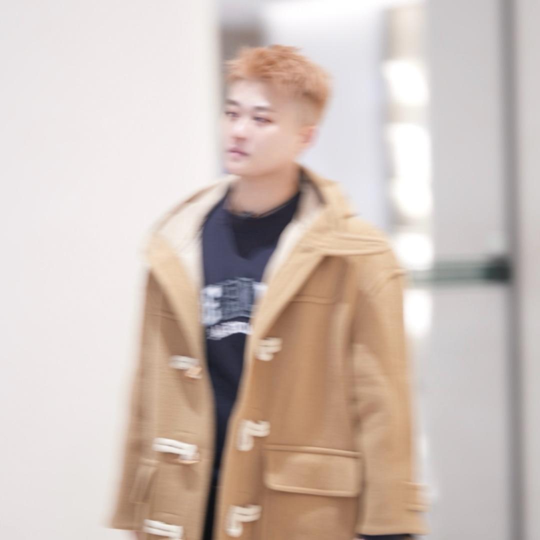 杨唯逸