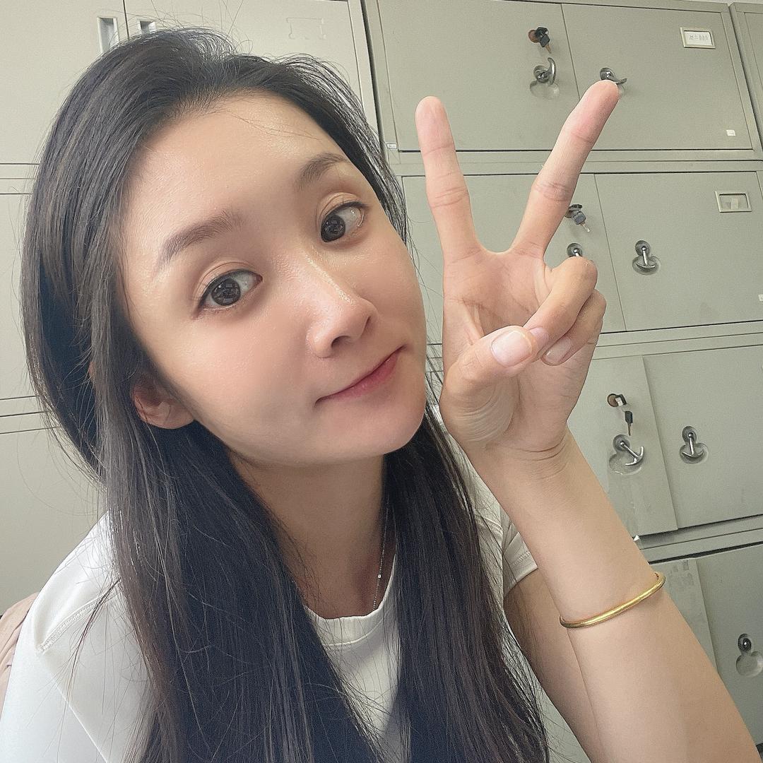 小赵  〰️