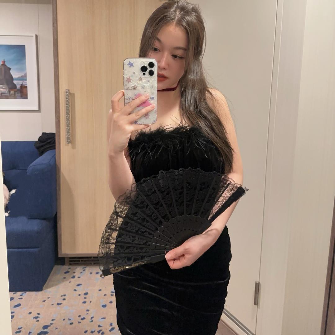 一只菠萝：）🍑