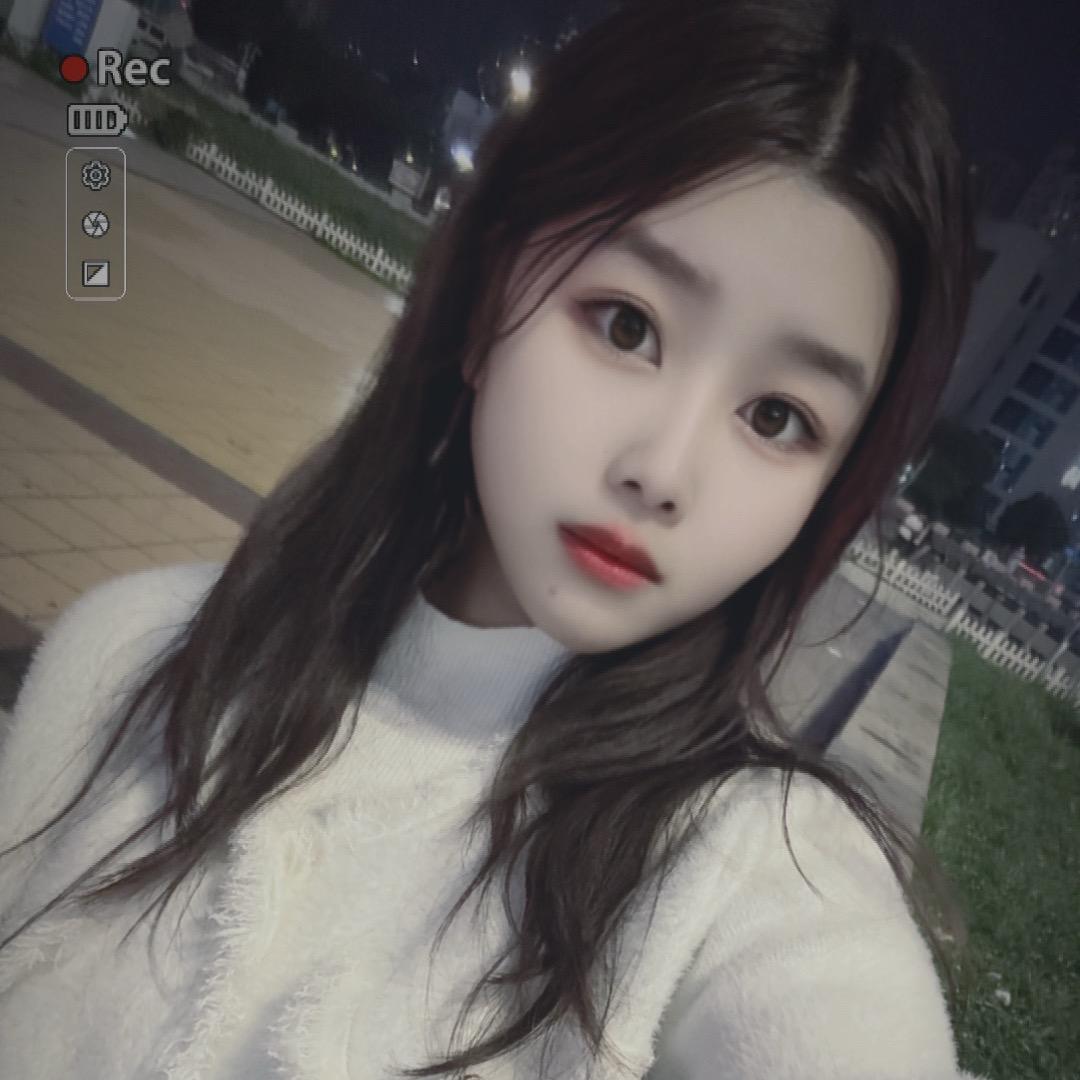 珍珍^0^