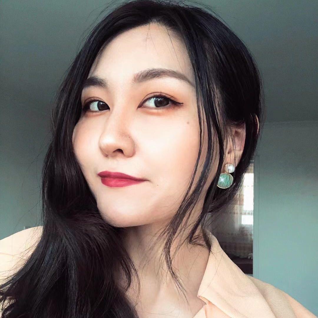 布尔津县莫妮卡女装店