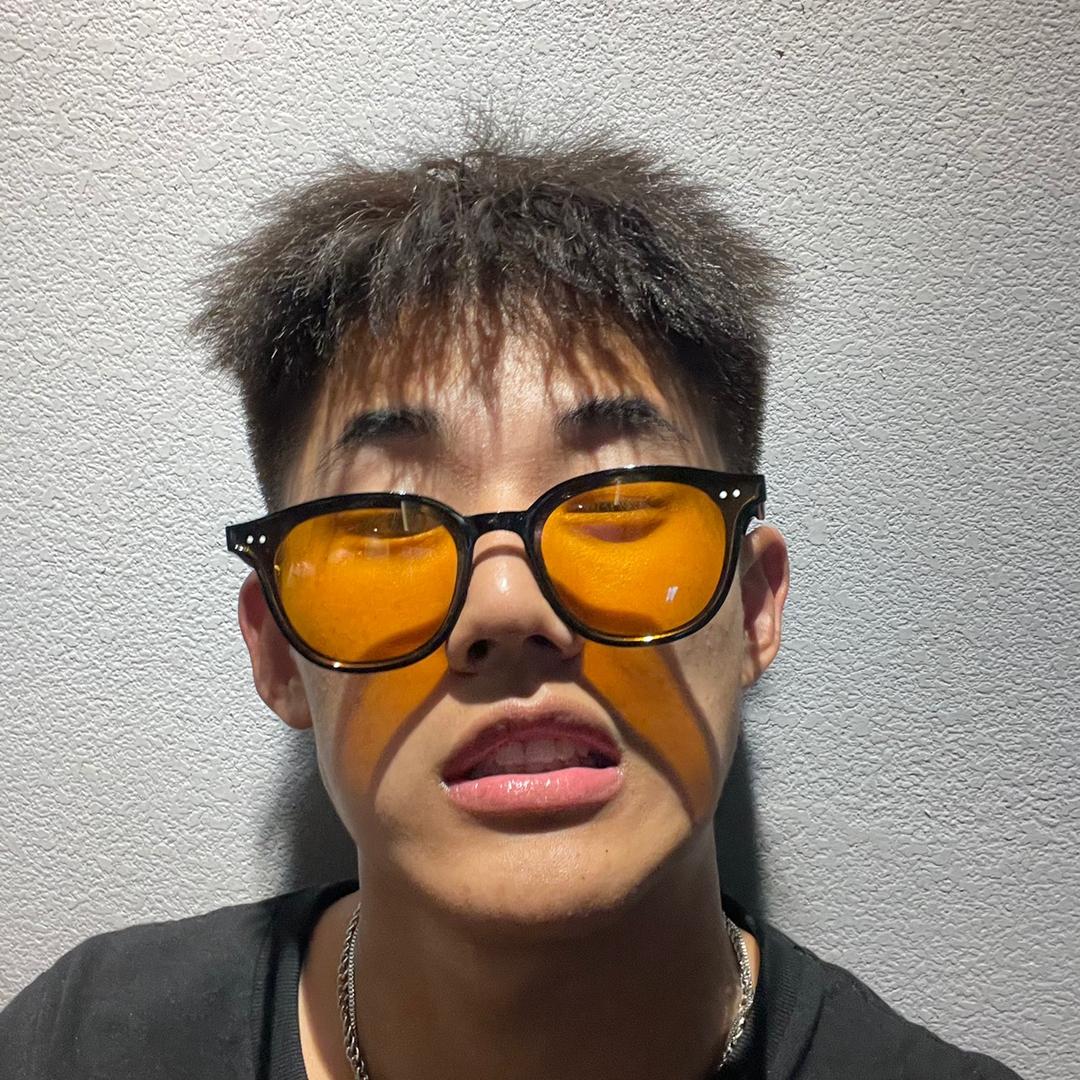 小王同学-