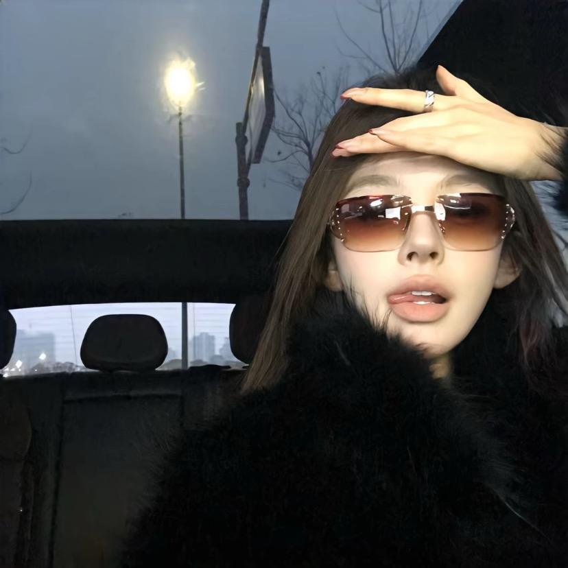 𝓛𝓸𝓿𝓮    爱