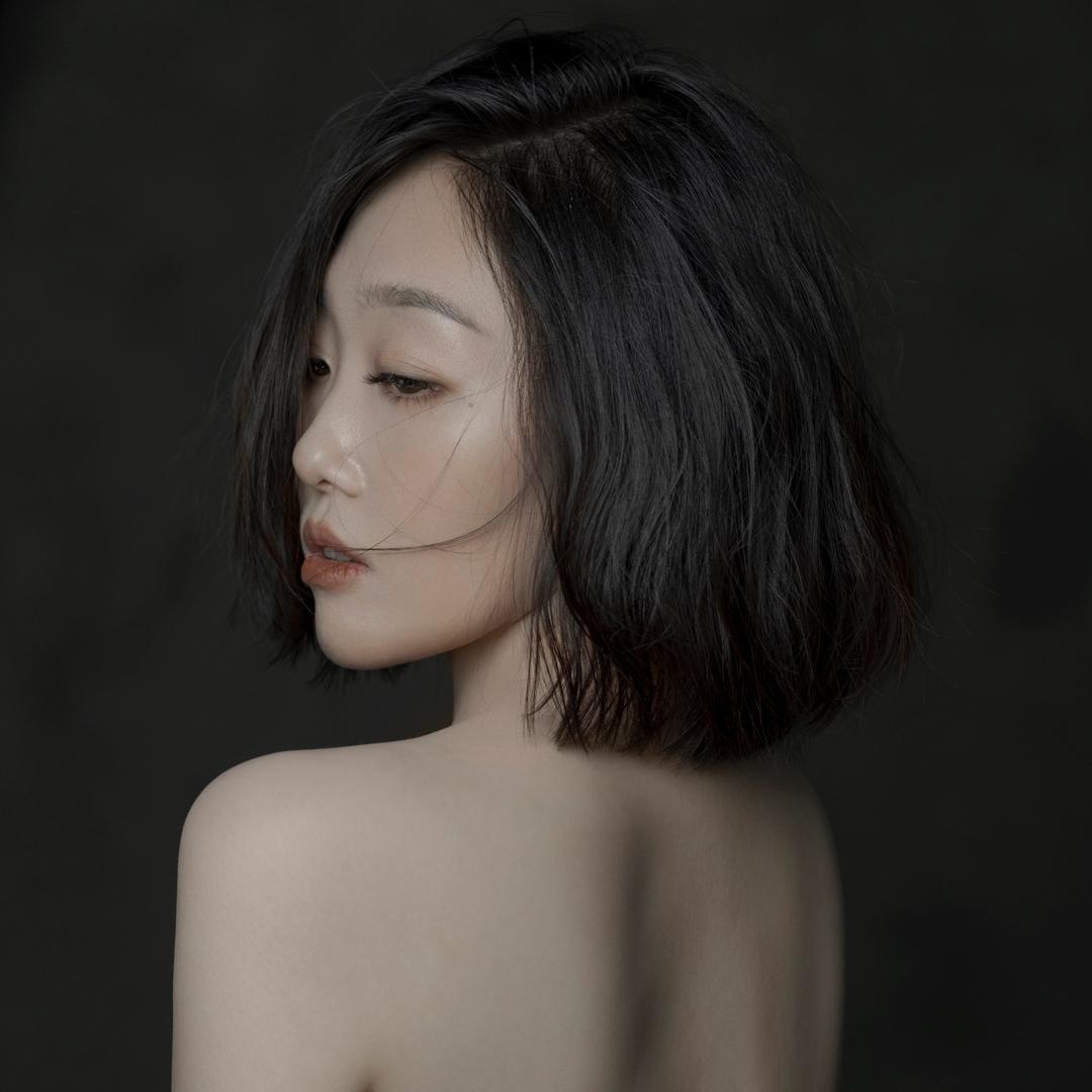 𝓼𝓽𝓻𝓪𝔀𝓫𝓮𝓻𝓻𝔂