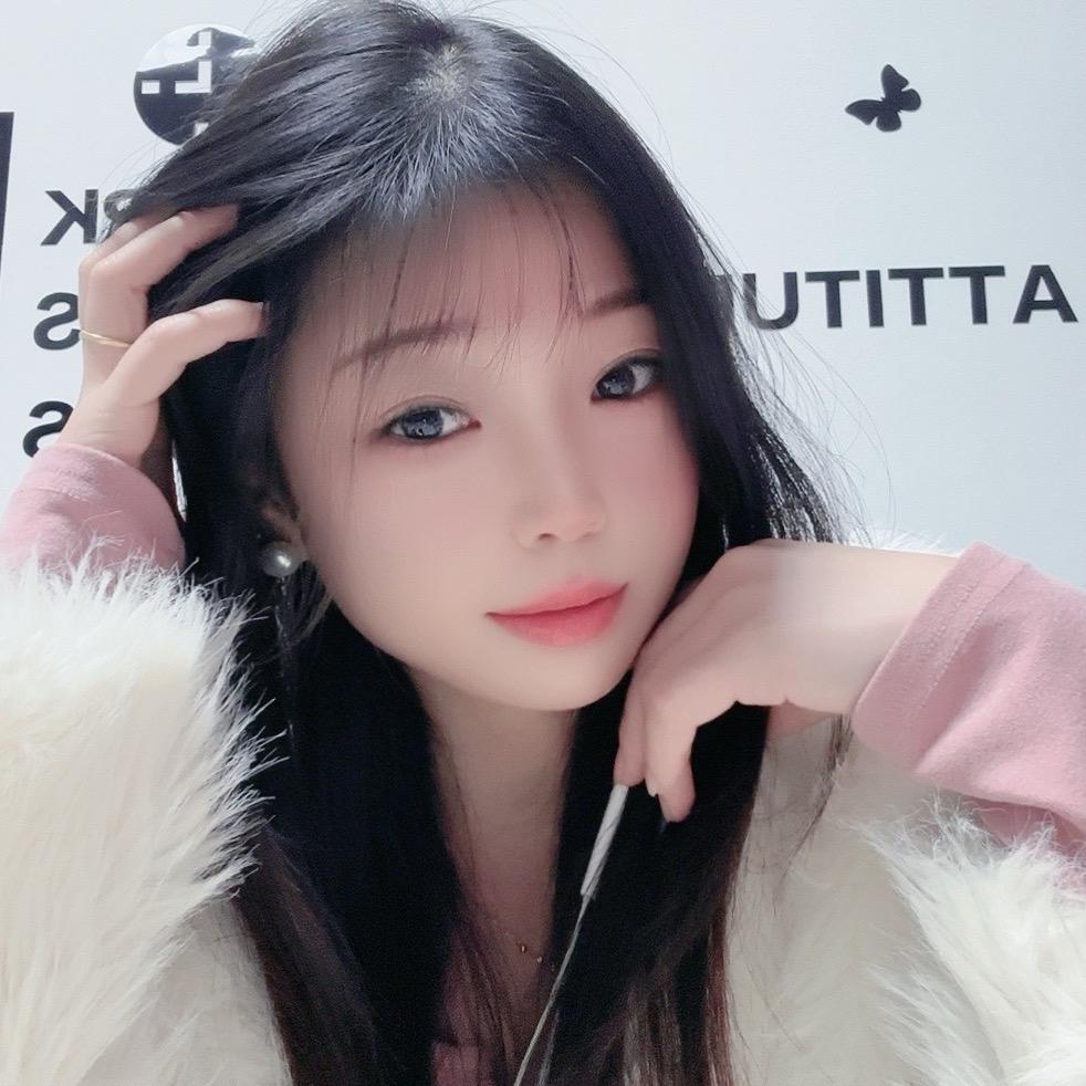 ღ 爱跳舞的悦