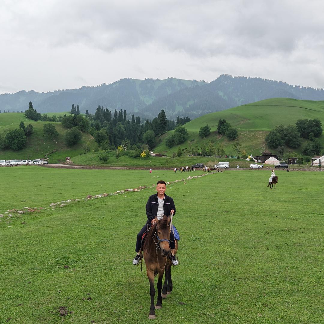 宜尔旺胖小食品专卖店