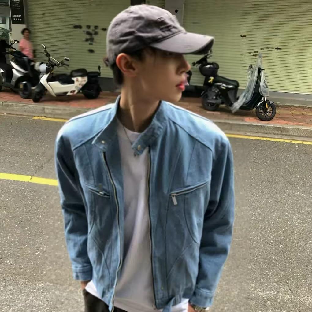 后手歪歪的
