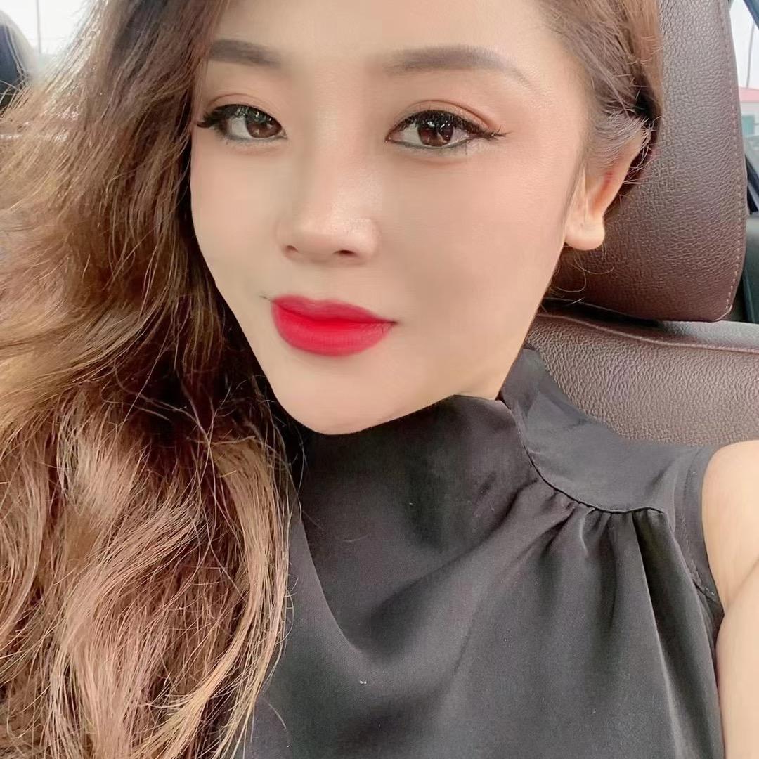 衣诺轻奢大码女装