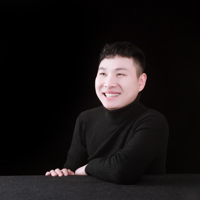 时伟平