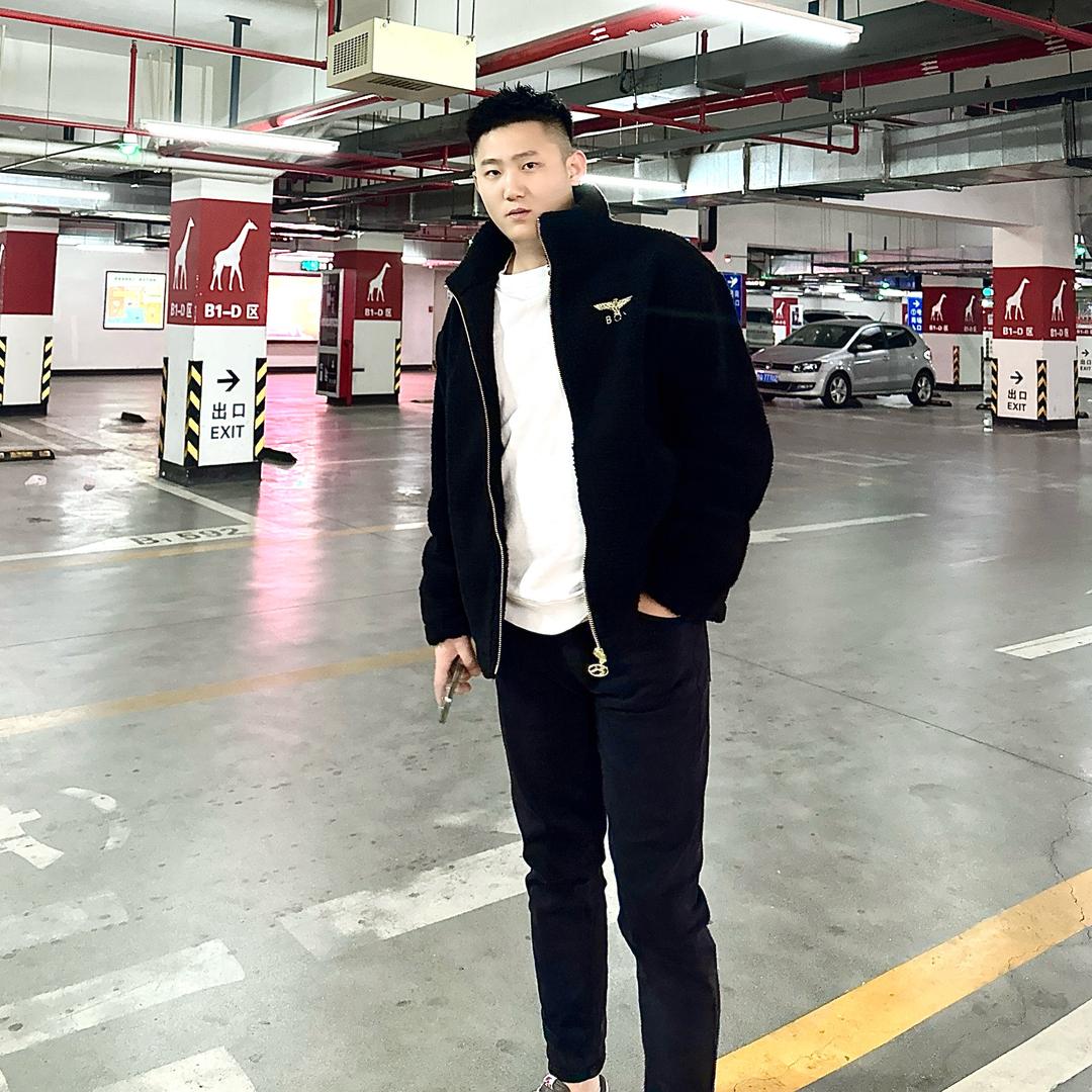 李萌ㅤ