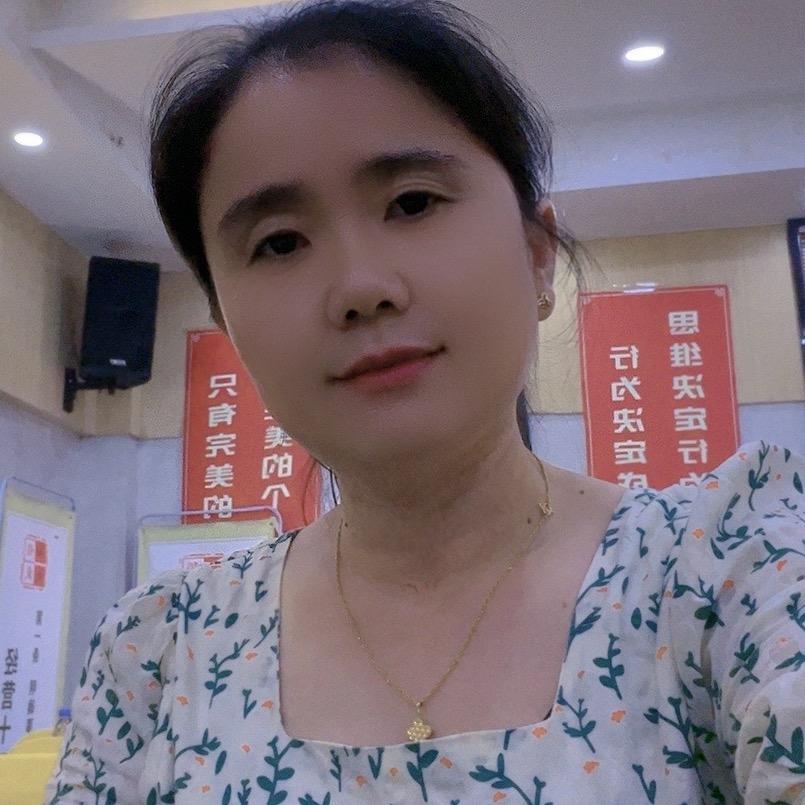 湘东步行街时尚2000李华