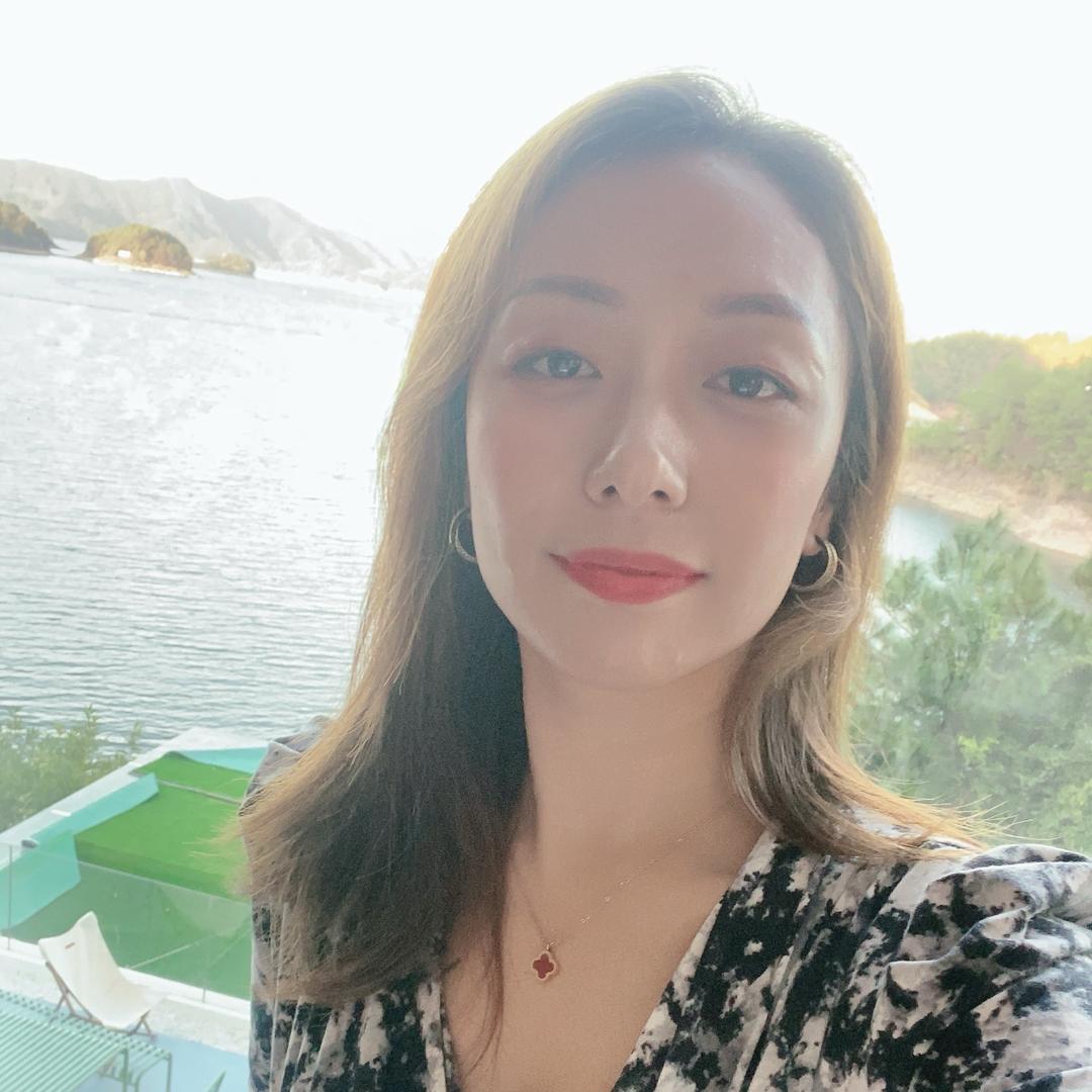 李李爱酒