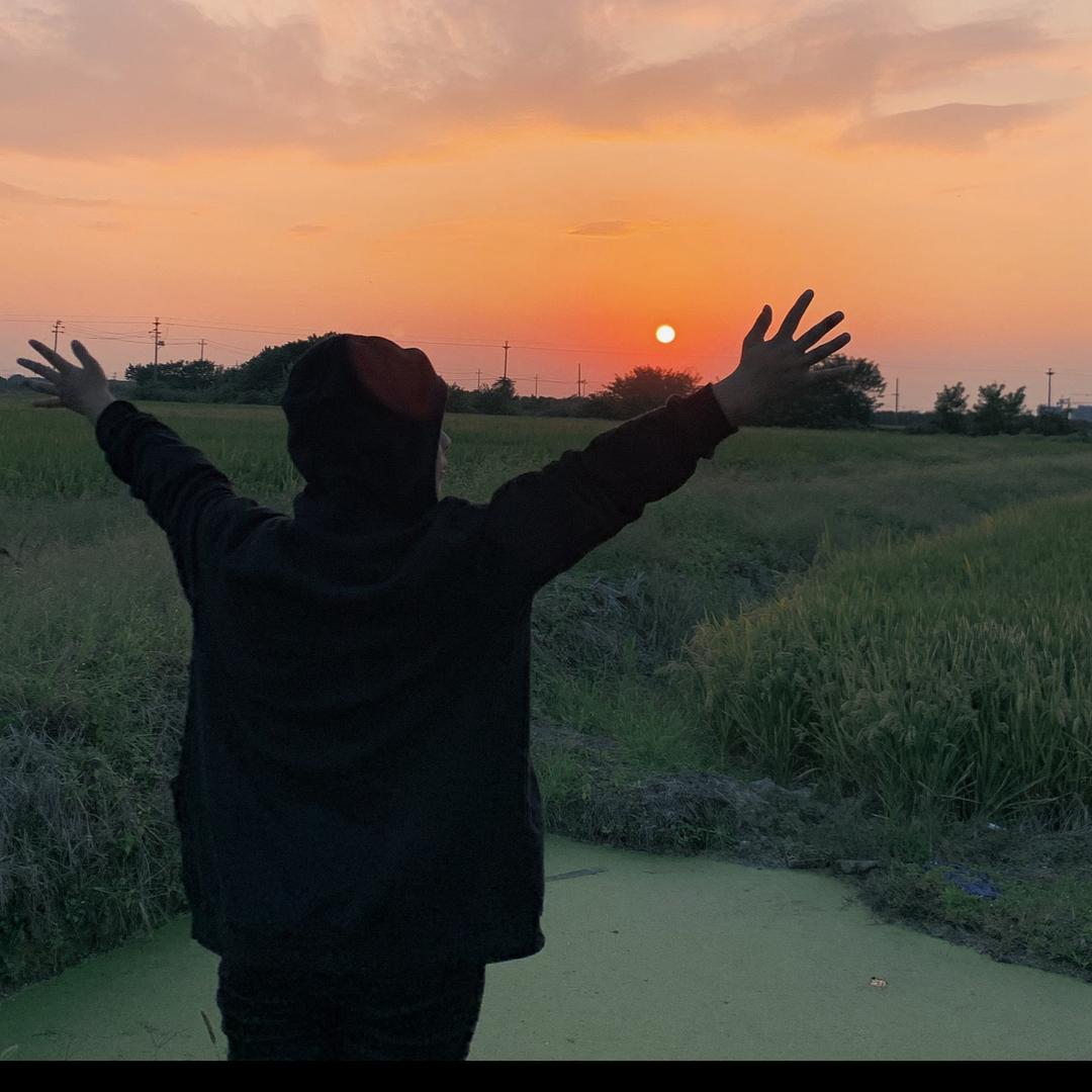 性感纯欲黑丝母蟑螂🪳